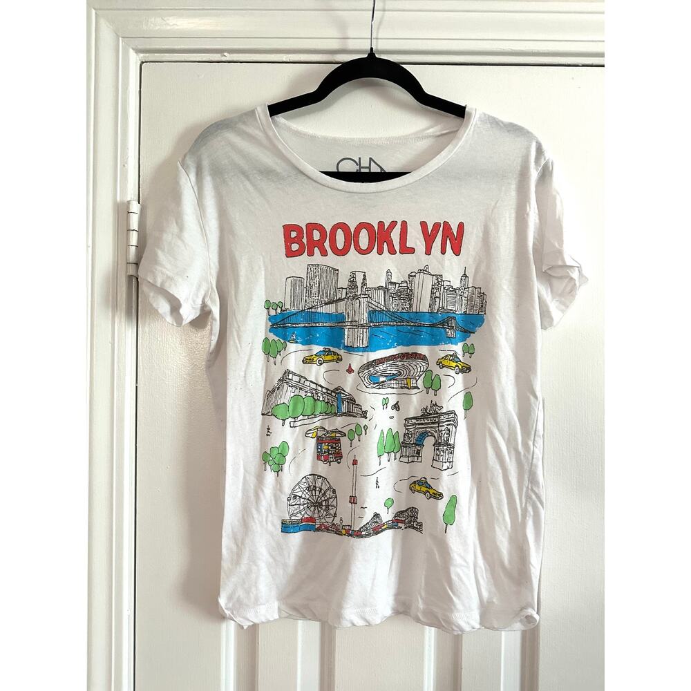 CHASER Revolve Brooklyn New York Graphic Tee T-Shirt City Landmarks - Sz Small - Picture 2 of 5